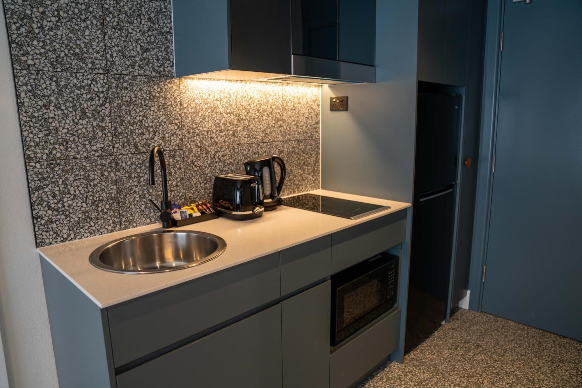 Value Suites Penrith Buitenkant foto
