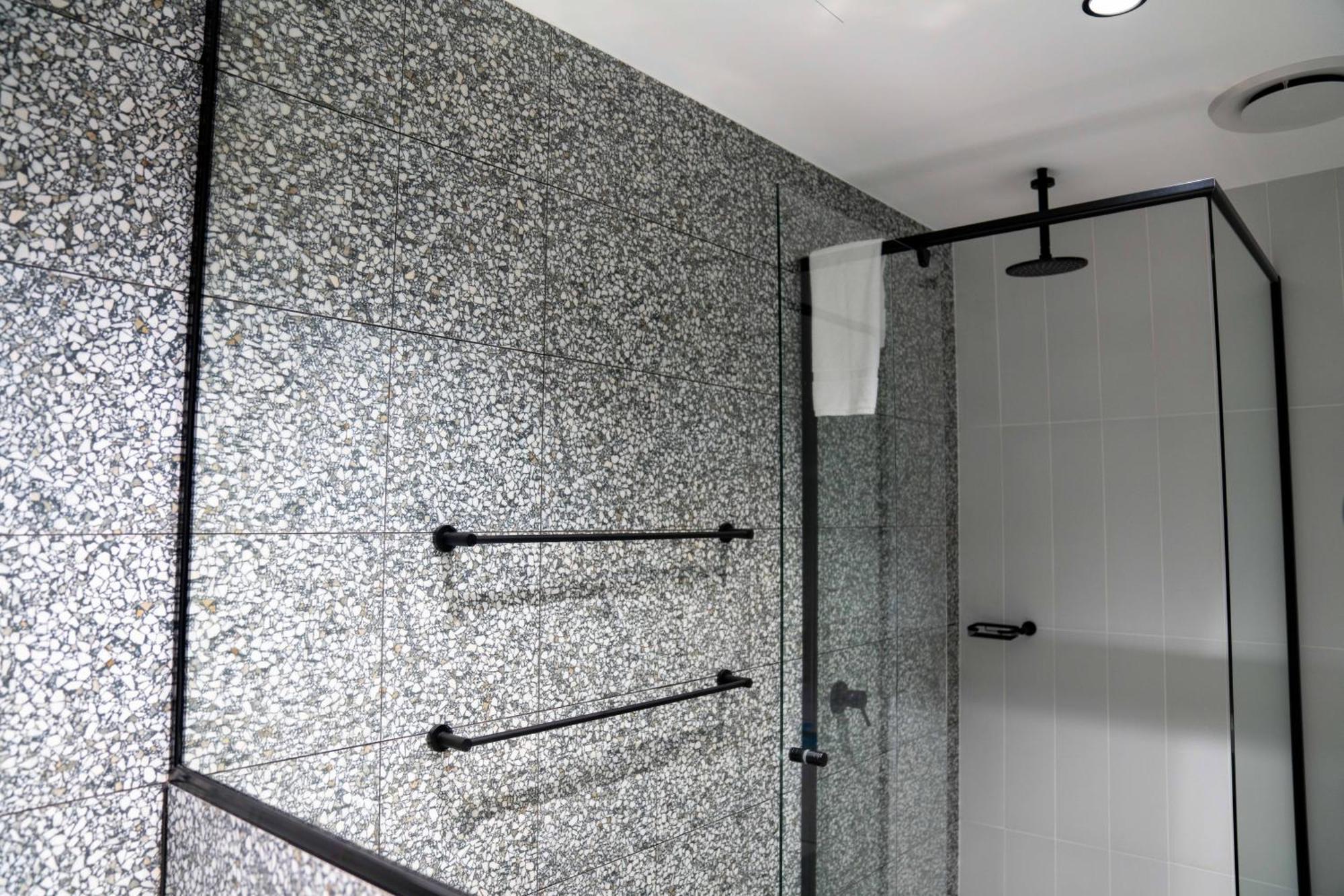 Value Suites Penrith Buitenkant foto