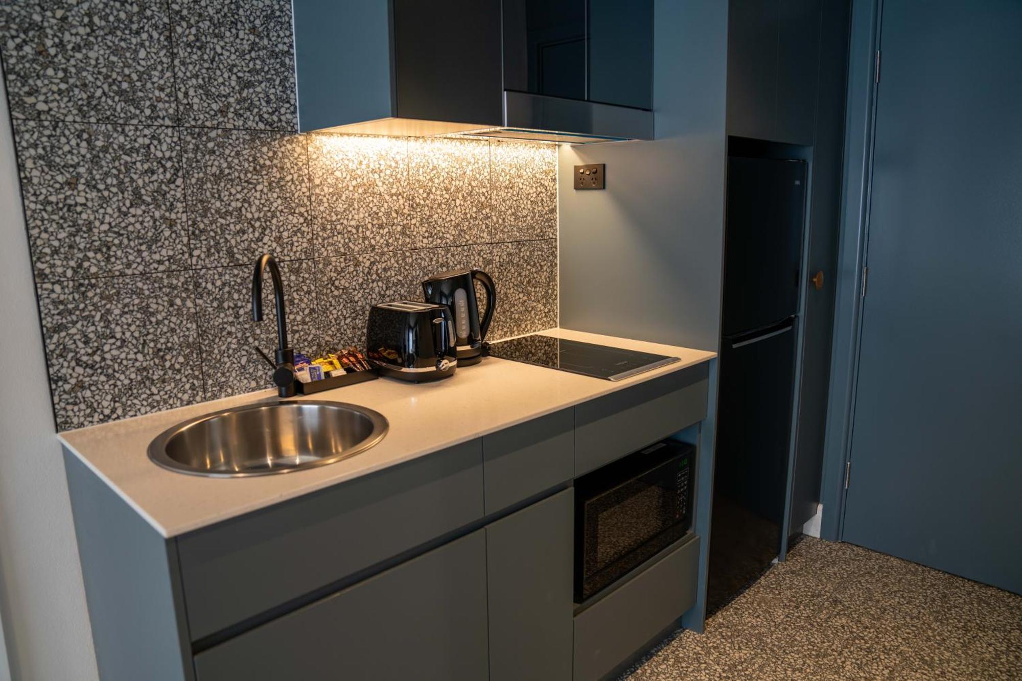 Value Suites Penrith Buitenkant foto